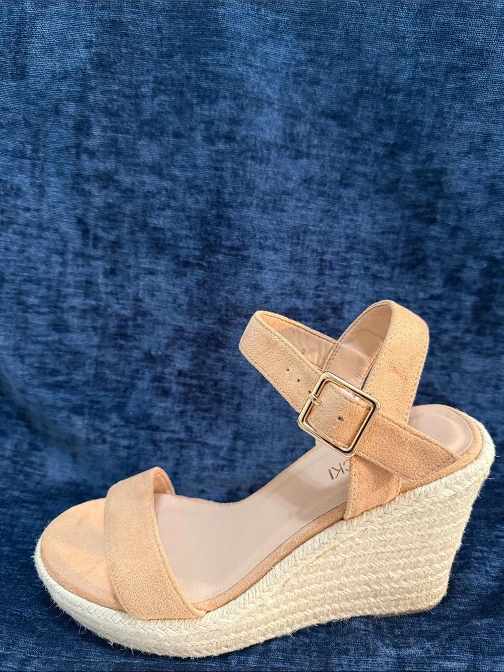 VICKI VICKI Tan Espadrille Platform Wedge Sandals Size 8 Like New